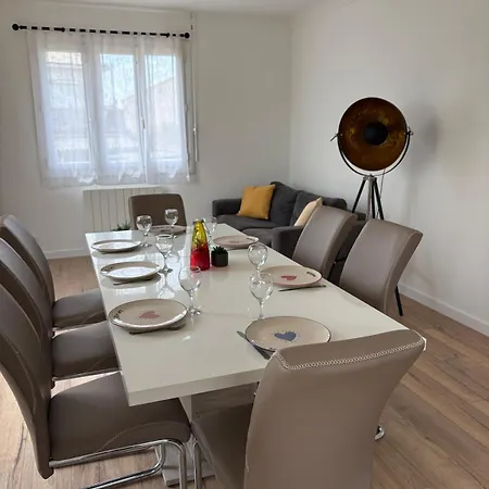 Apartmán L'opus Renove Avec Terrasse En Centre Proche Du Puy Dufou